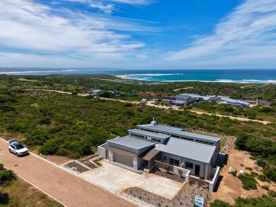 3 Bedroom Property for Sale in Stilbaai Wes Western Cape